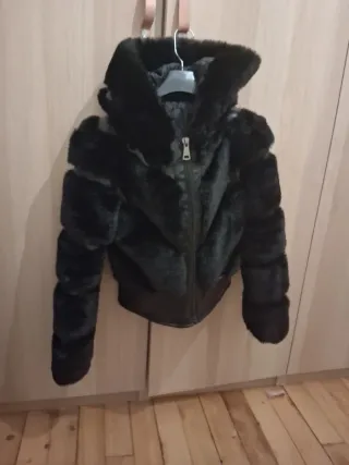 Abrigo de invierno negro talla S