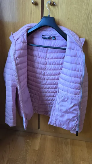 Chaqueta rosa palo acolchada nueva