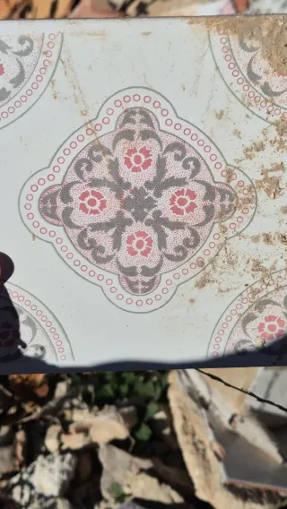 0'5 € unidad azulejos 15 x 15