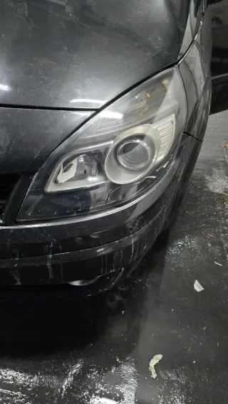 Pulido de faros de coche