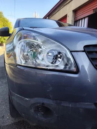 Pulido de faros de coche