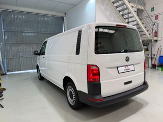 Volkswagen Transporter Furgón Largo TA 2.0 TDI 110