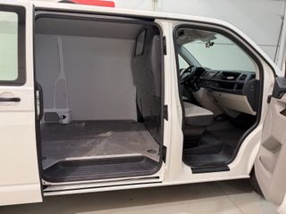 Volkswagen Transporter Furgón Largo TA 2.0 TDI 110