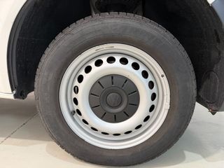 Volkswagen Transporter Furgón Largo TA 2.0 TDI 110