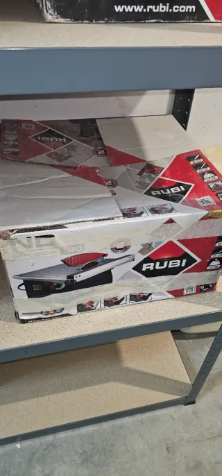 Lote material obra Rubi