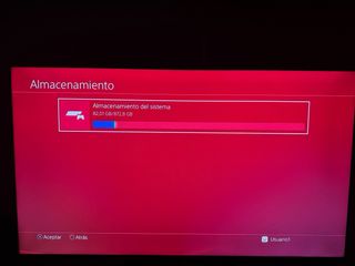 Ps4 Slim 1TB Negra + Mando y Cables