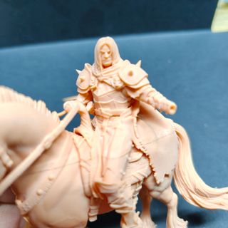 FIGURA FANTASIA CABALLERO OSCURO A CABALLO