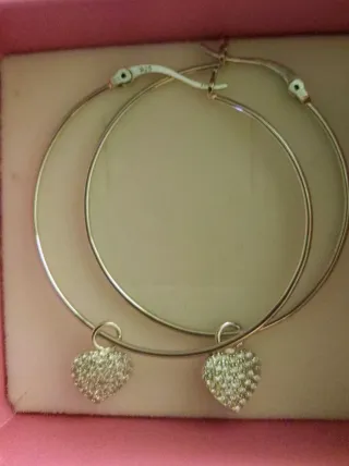 Orecchini cerchio con cuore glitterati