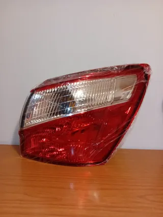Piloto trasero derecho Nissan Qashqai