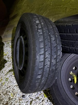 Llantas Mercedes Vito 639