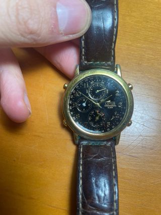 Reloj Lotus Dorado y Marrón