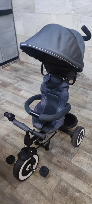 Triciclo infantil gris