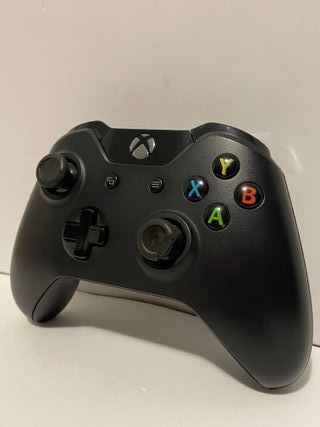 Controller Xbox One Nero