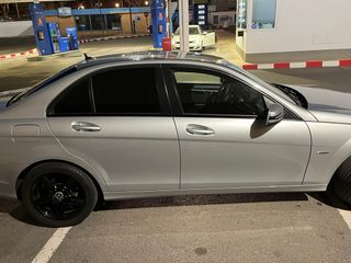 Mercedes-Benz C 200 2012