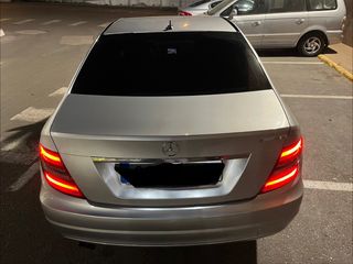 Mercedes-Benz C 200 2012