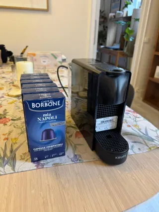 Cafetera Krups Nespresso + 80 Cápsulas