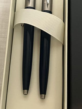 Juego 2 bolígrafos Parker Made in USA