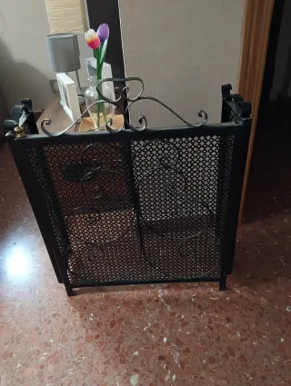 Protector chimenea metal negro