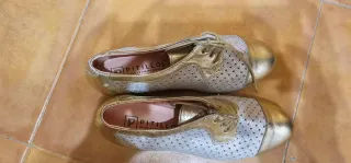 Zapatos Pitillos Piel Cordones Oro
