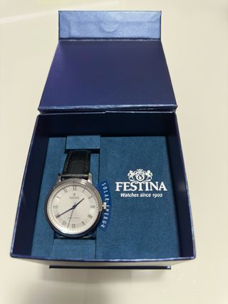 Reloj Festina Solar Negro y Plateado hombre