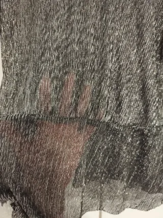 Blusa Mango festiva plateada