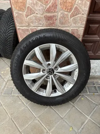 Llantas Volkswagen Polo casi nuevas