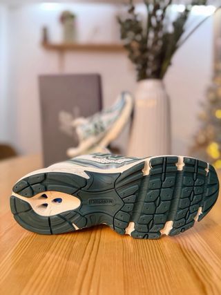 New Balance 730 Branco Verde 40 novas