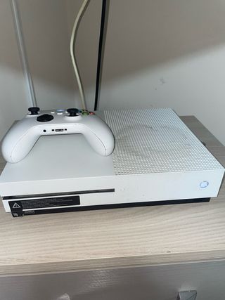 Xbox One S + Controller + Giochi