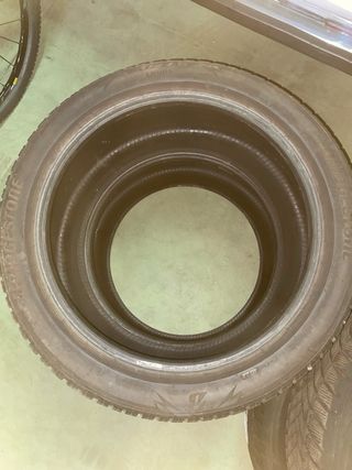 Bridgestone 275/40 R19 105W Neumático