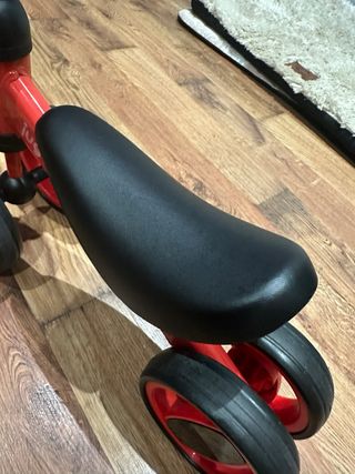 Bici de aprendizaje Juguettos roja
