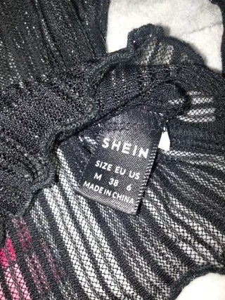 Top transparente negro manga larga