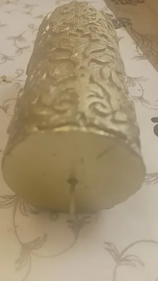 Vela dorada decorada