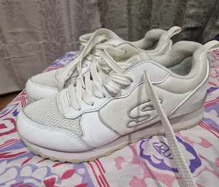 Zapatos Skechers Niña Talla 36 Blancas
