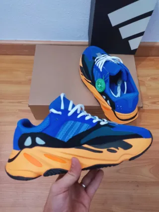 Adidas Yeezy 700 Talla 42