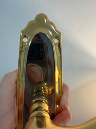 13 manivelas de puerta doradas