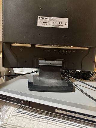 Televisore Hyundai + Lettore DVD