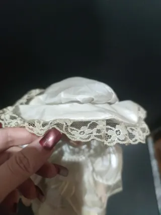 Muñeca de Porcelana Vestido Blanco