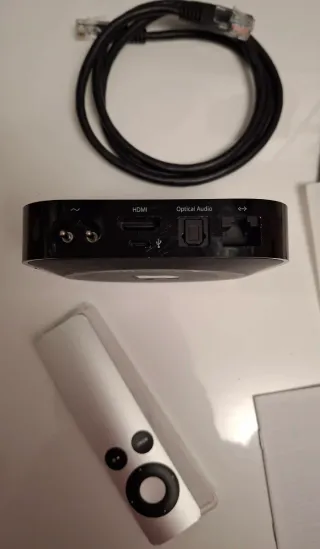 Apple TV Set-top box con telecomando