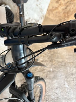 Bicicleta eléctrica Cube Stereo Hybrid 650W