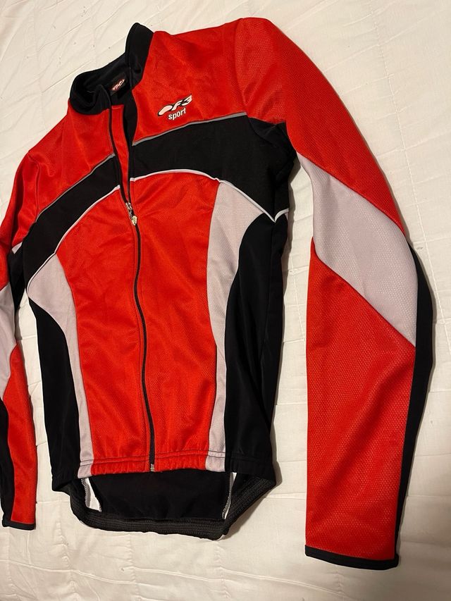 Chaqueta deportiva OF3 sport roja y negra NUEVO XL