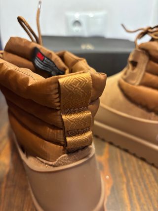 Botas Ugg de ante para nieve waterproof