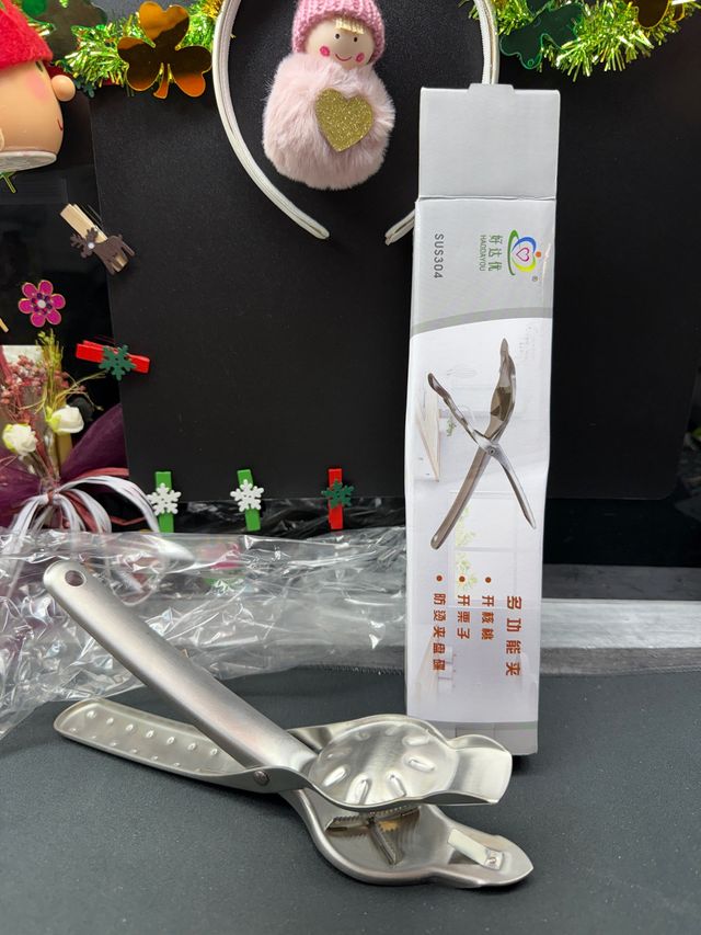 Cascanueces y abridor de frutos secos