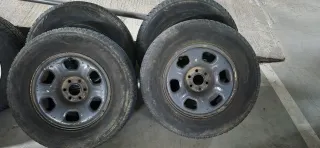 5 llantas de 16 pulgadas, de Nissan pathfinder