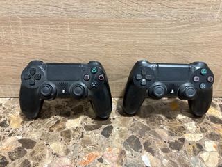 PS4 (PlayStation 4) Negra + 6 Juegos + 2 mandos