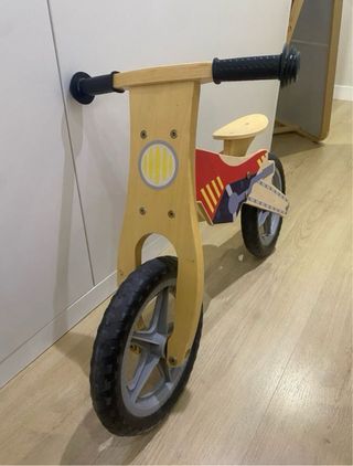 Bici de madera para niños