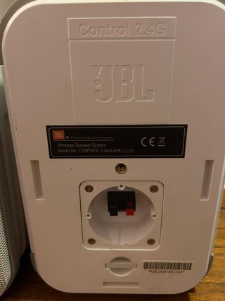 Altavoces JBL Control 2.4G AW (blancos)