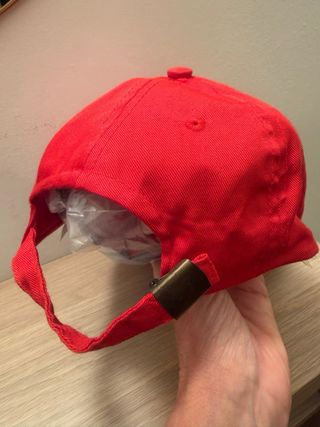 Cappello Genoa con stemma ricamato