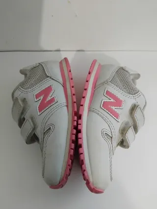 Scarpe bambina New Balance taglia 23½