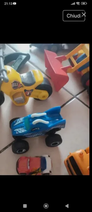 Lotto macchinine e attrezzi bimbi