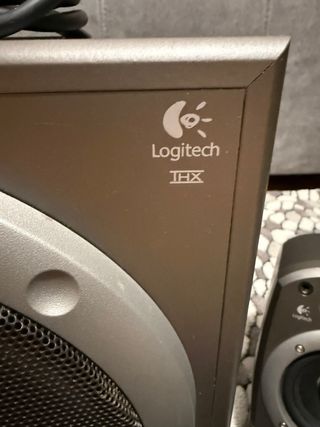 Altavoces Logitech 5.1 Z-680